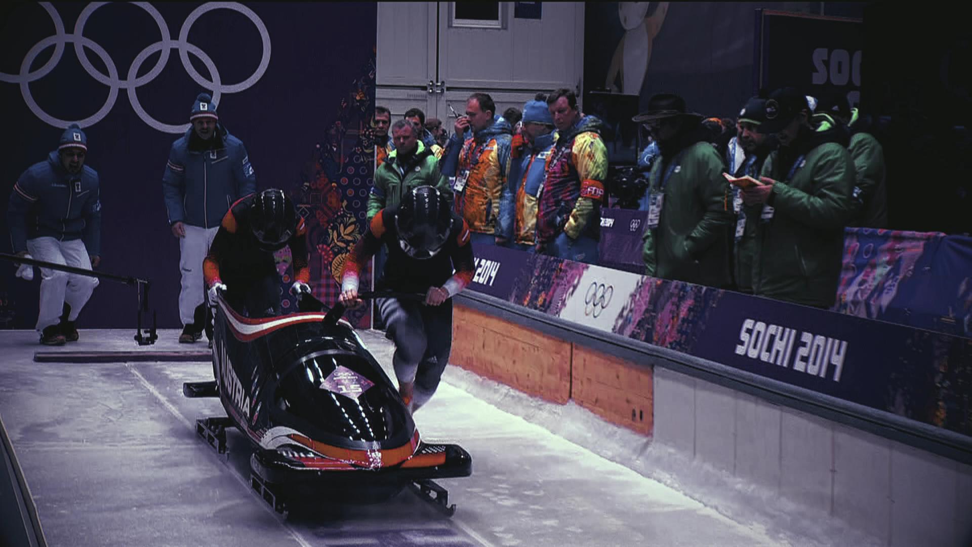 Monobob Watch the only bobsleigh event at the Youth Olympic Games