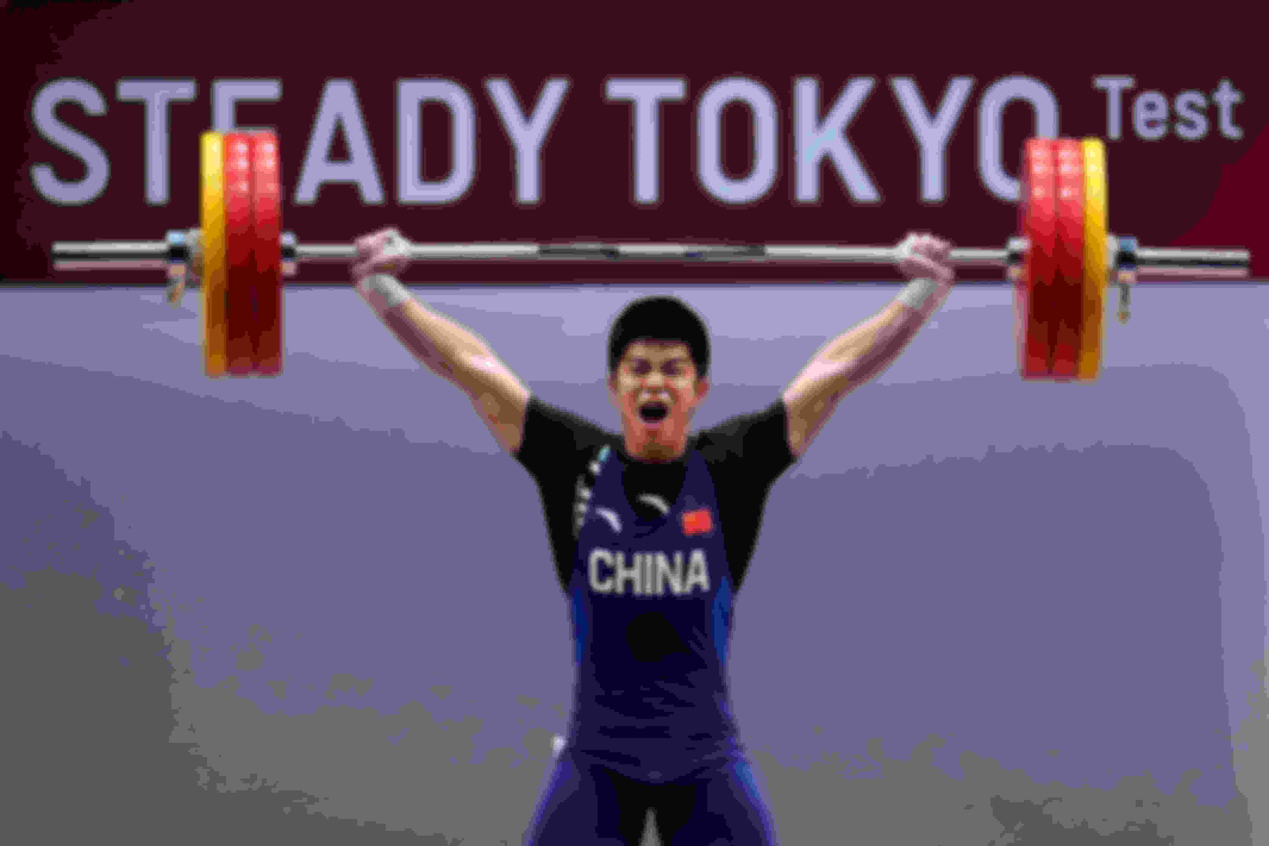 Huang Minhao sets a new snatch world record at the Tokyo 2020 test event on 6 July 2019