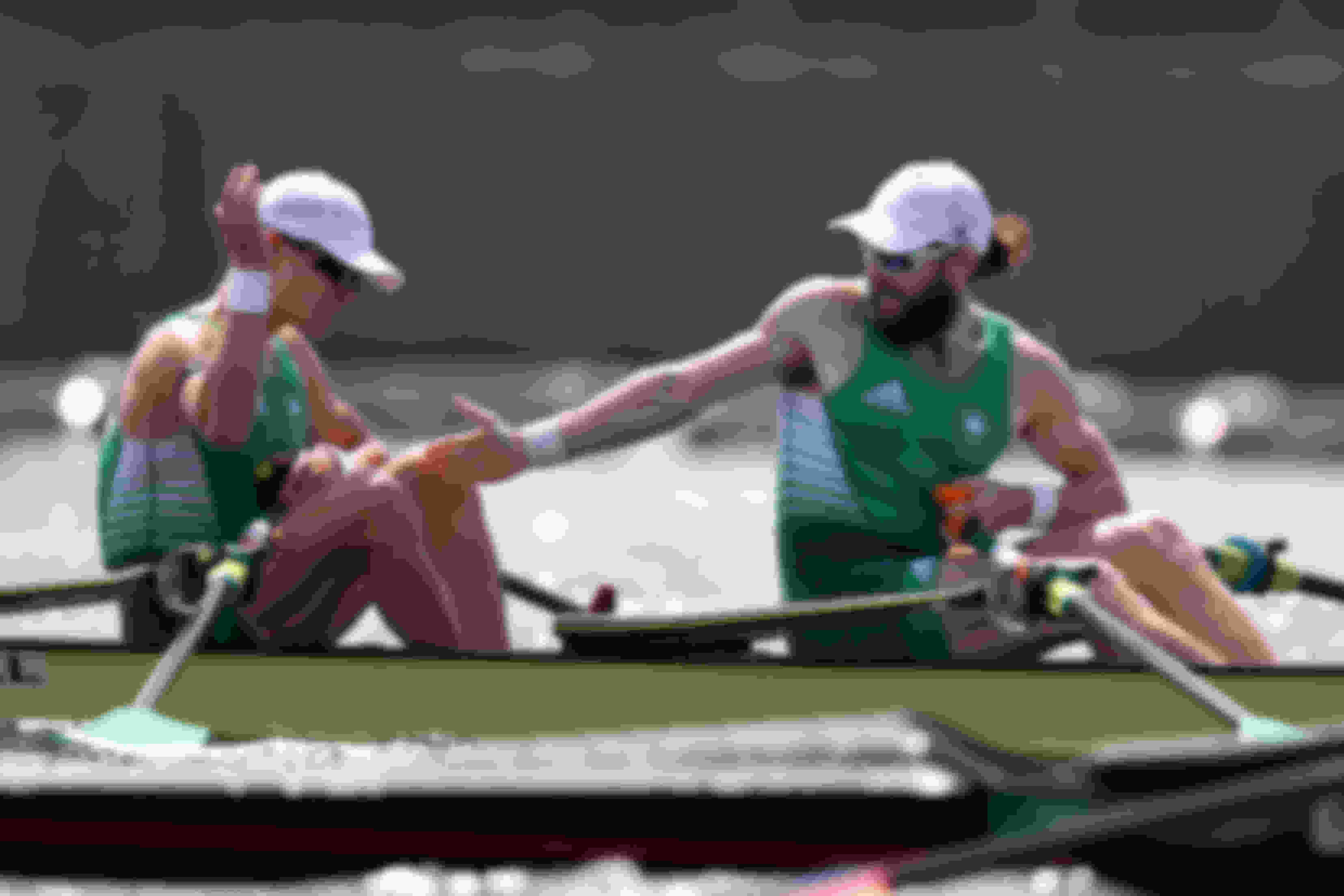الأيرلنديان مكارثي وأودونوفان في سباق القارب بمجدافين للوزن الخفيف في طوكيو
