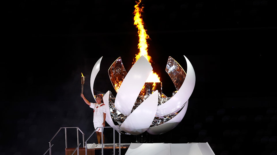Naomi Osaka lights Tokyo 2020 Olympic cauldron