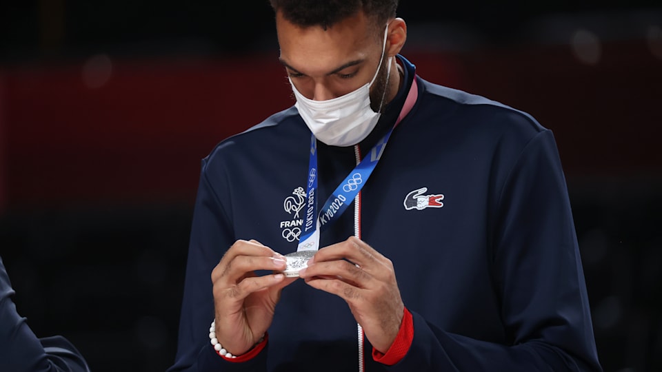 Rudy Gobert with the silver medal at Tokyo 2020