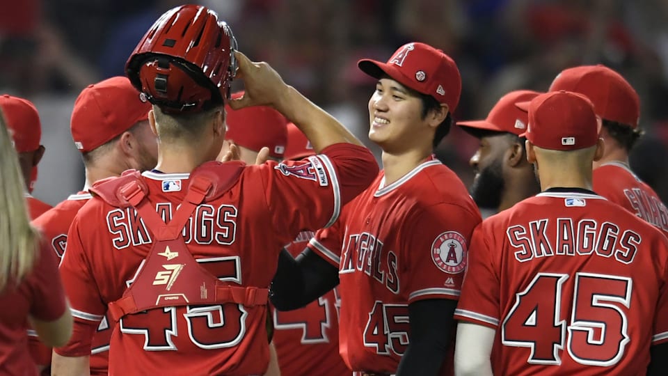 インスタグラムで昨年急逝の同僚を追悼 野球 大谷翔平が紅白戦で本塁打