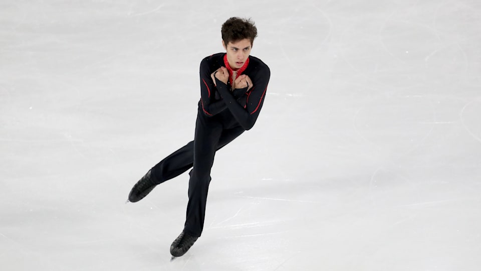 Youth Olympian Nikolaj Memola wins 2022 ISU Junior Grand Prix of Figure