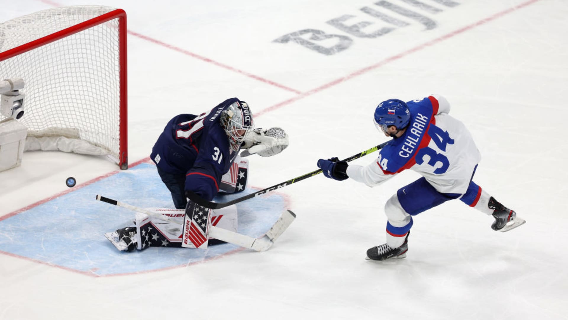 sello Espolvorear mamífero Eslovaquia sorprende a Estados Unidos para acceder a semifinales en hockey  sobre hielo en Beijing 2022
