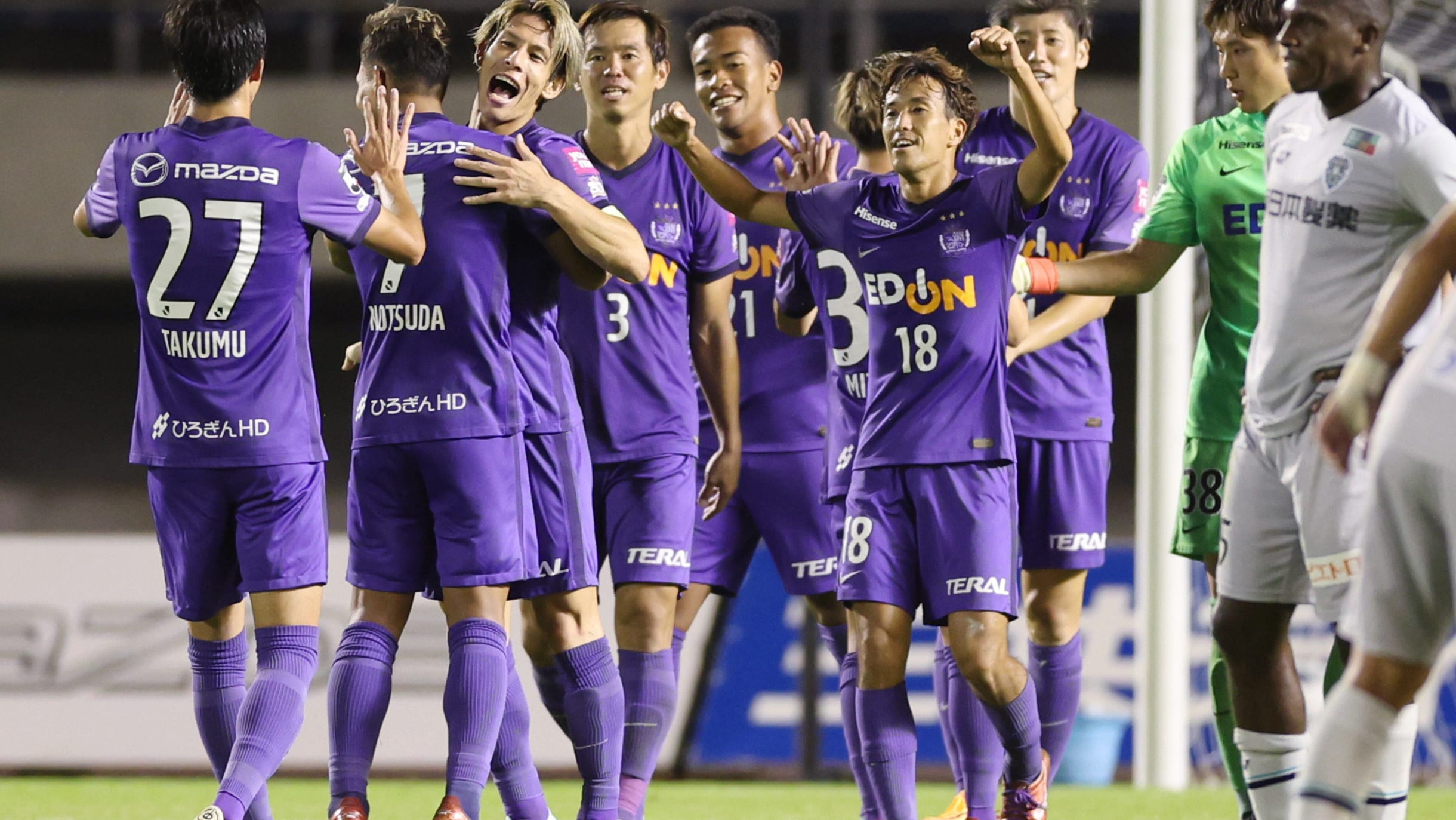 セレッソ大阪とサンフレッチェ広島が決勝進出 サッカー ルヴァンカップ準決勝第2戦