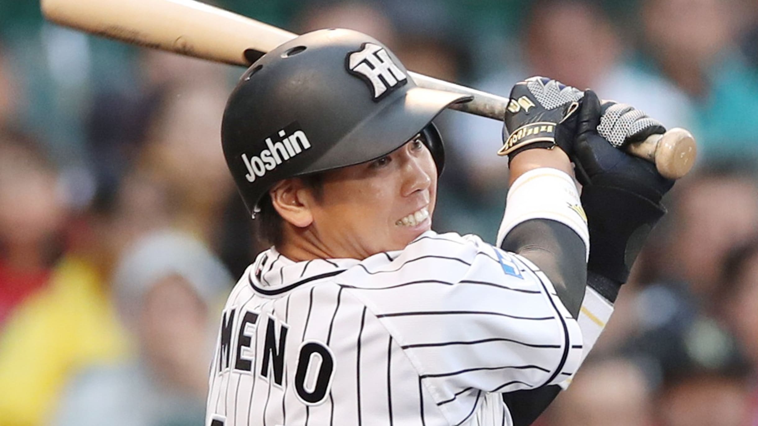阪神タイガース 梅野選手サインバット 木製バット 阪神 木製バット 阪神タイガース 梅野選手サインバット 木製