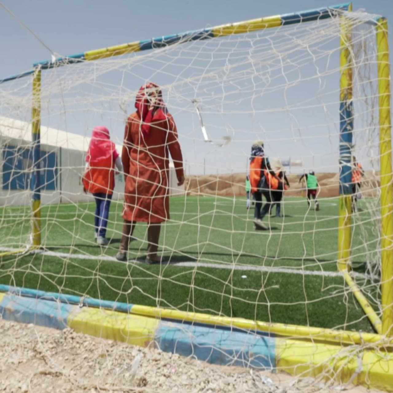 ザータリ難民キャンプ サッカー人気が女子の間で沸騰