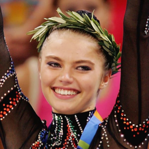 Alina Kabaeva Rossijskaya Gimnastka Pobeditelnica Olimpijskih Igr 2004