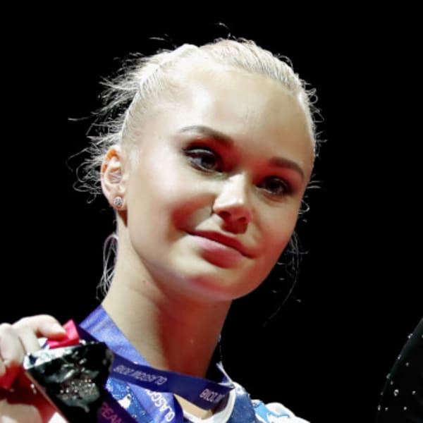 Angelina MELNIKOVA RUS Olympia 2.OS Silber 2016 Foto signiert Turnen