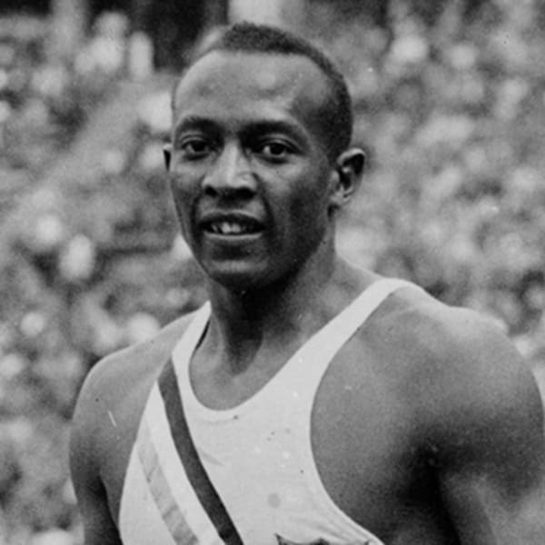 Jesse Owens Biography Olympic Medals And Records