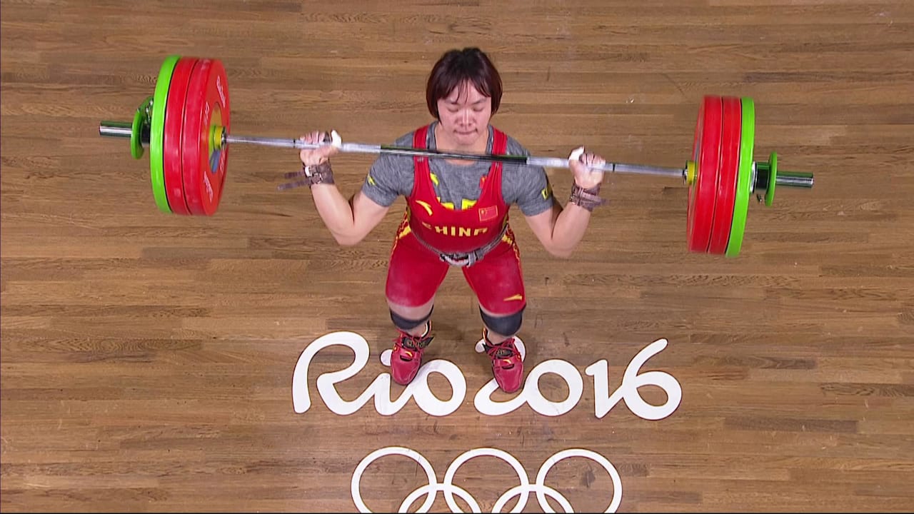 Thai weightlifter sets Olympic Record in Women's 58kg