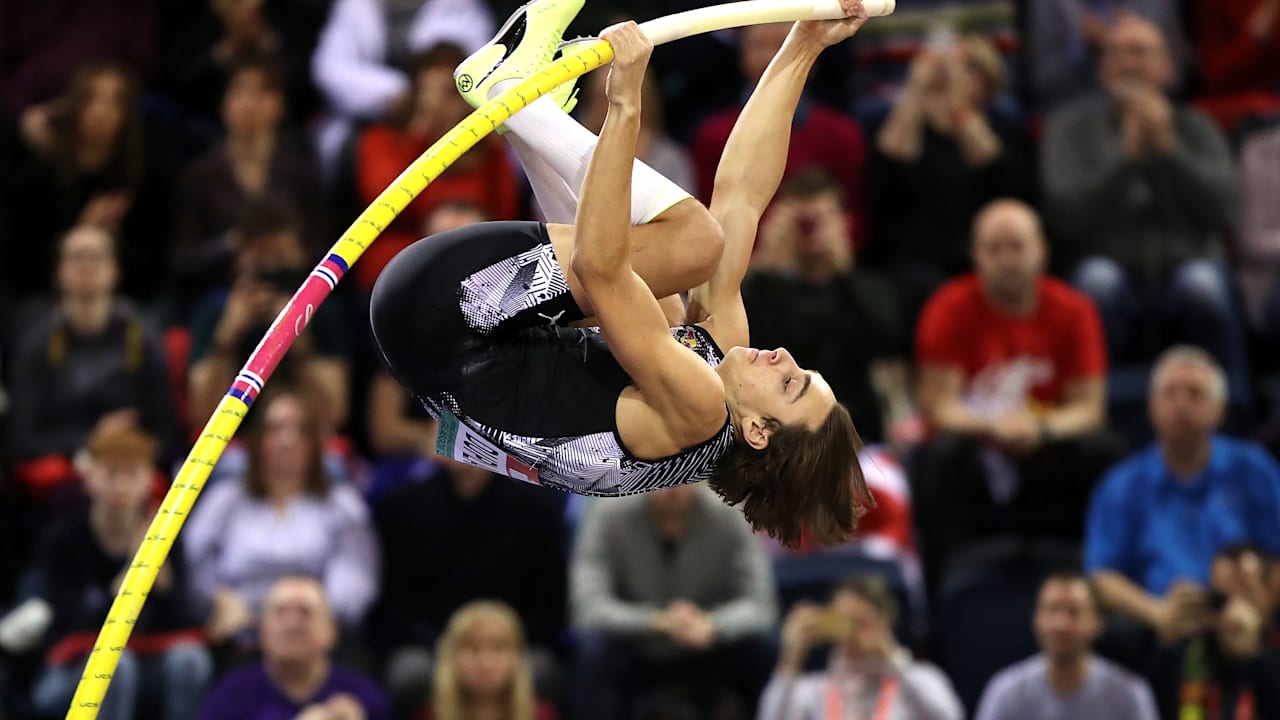 Mondo Duplantis breaks second world record in one week