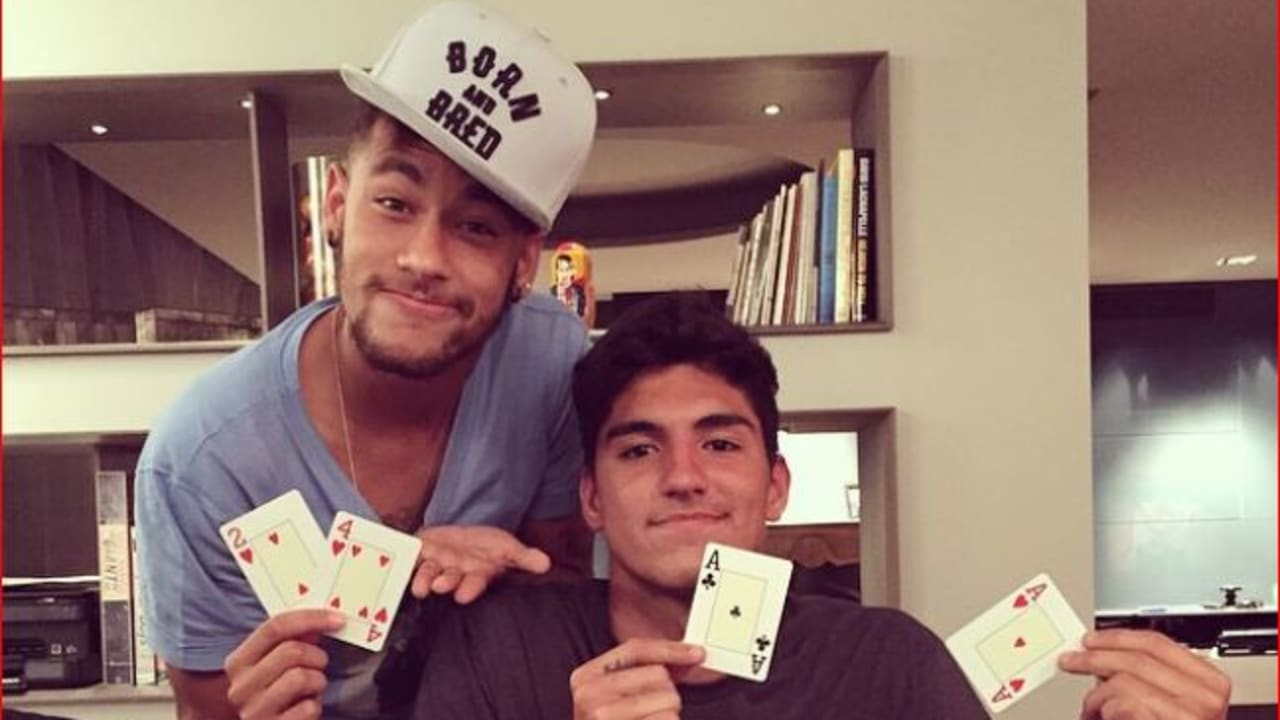 Brazilian Friends Neymar And Gabriel Medina Have Returned To Competition This Is How Their Bromance Started