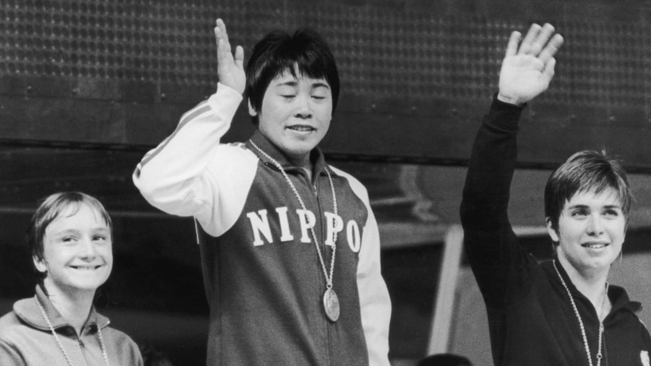 体操では塚原光男が 月面宙返り で金メダル バレーボール女子代表は東京五輪以来の王座奪還 1970年代の日本人メダリスト