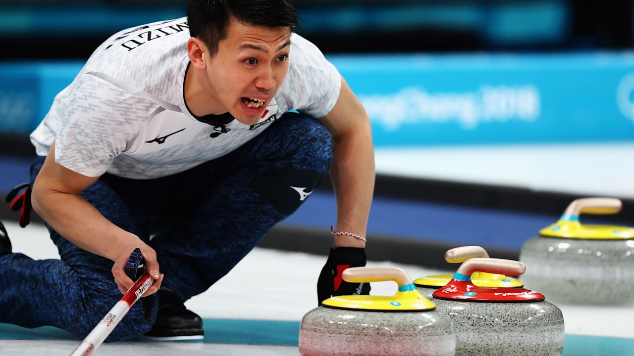 カーリング男子世界選手権1日目 日本代表 コンサドーレ は1勝1敗でスタート