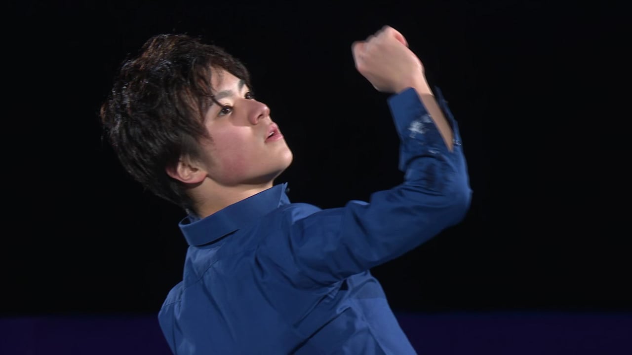 宇野昌磨在 See You Again 乐曲中完成平昌花滑表演赛演出