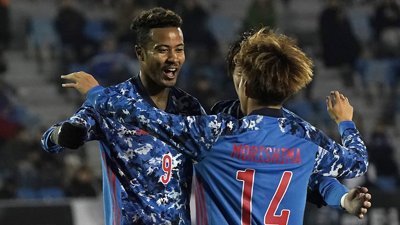 日本代表fw鈴木武蔵 さらに飛躍する サッカー ベルギー1部へ完全移籍