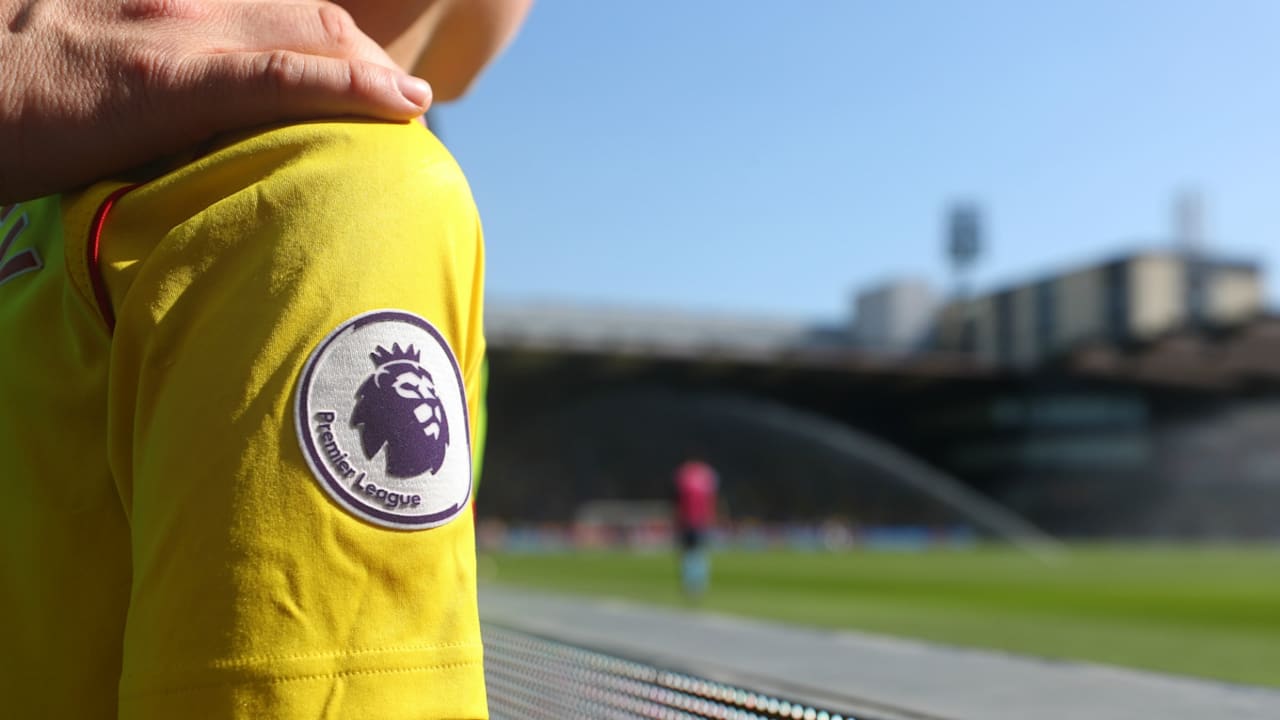 サッカー 中断のプレミアリーグ 現地イギリスでは来季まで開催できないとの見方も