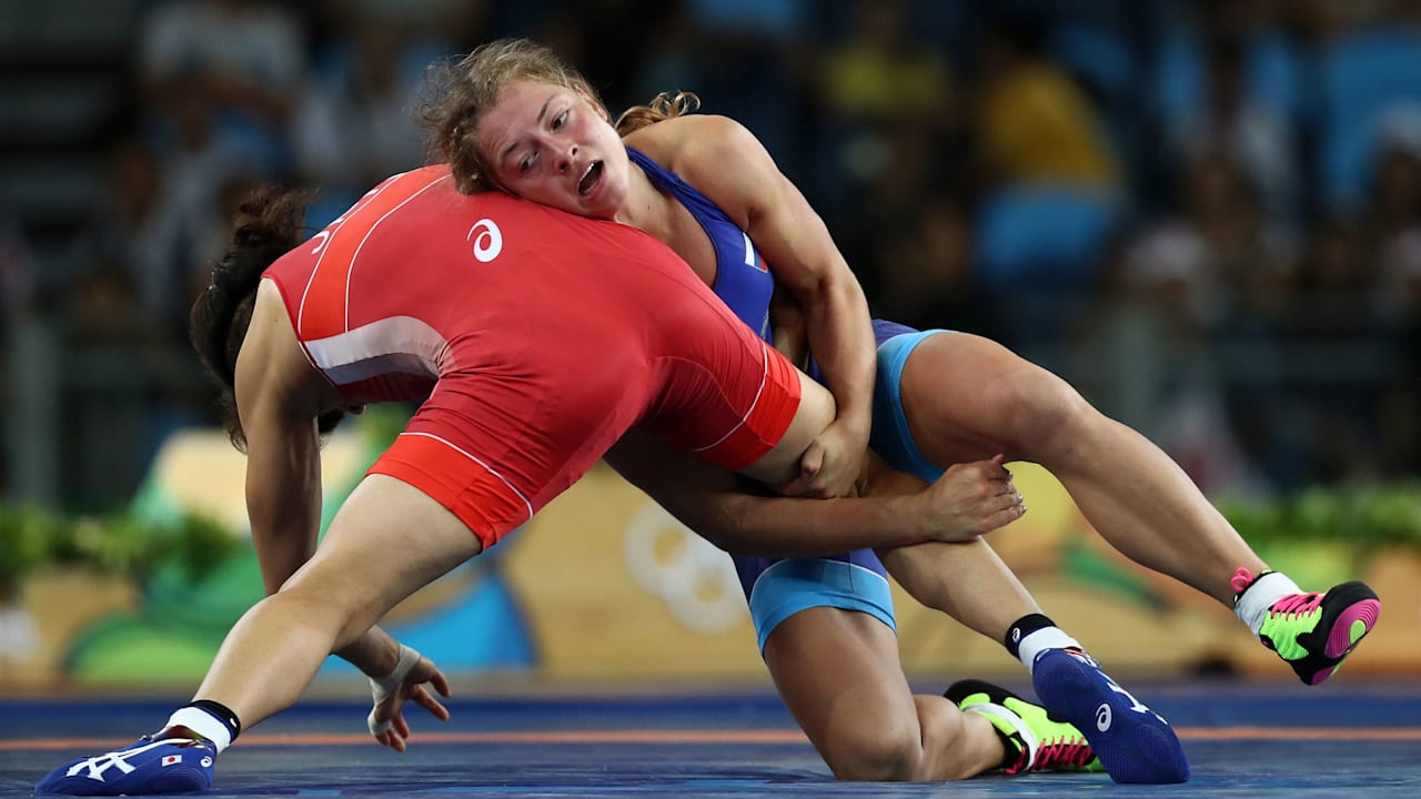 55キロ級 東川加奈と65キロ級 今井海優が決勝進出 レスリング ヤリギン国際1日目