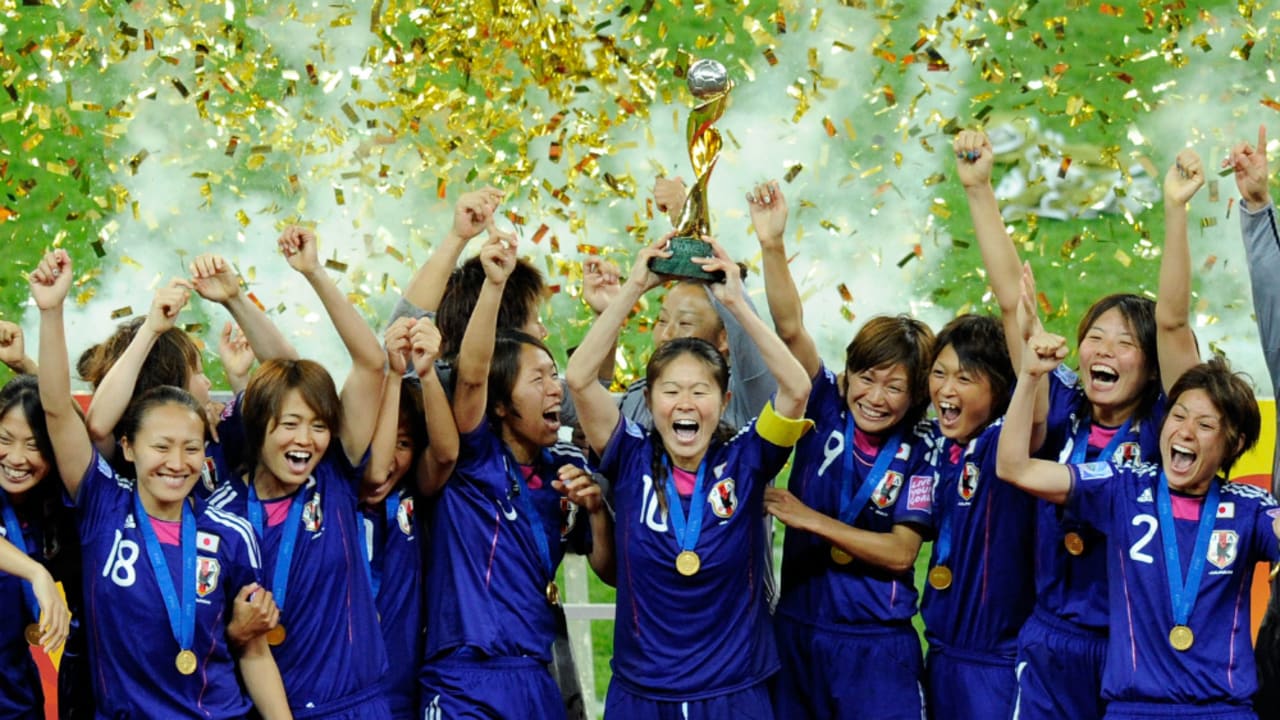 プレイバック 強豪アメリカを下し なでしこジャパンが11年w杯を制す 日本女子サッカーのレジェンド澤穂希は大会mvpと得点王に