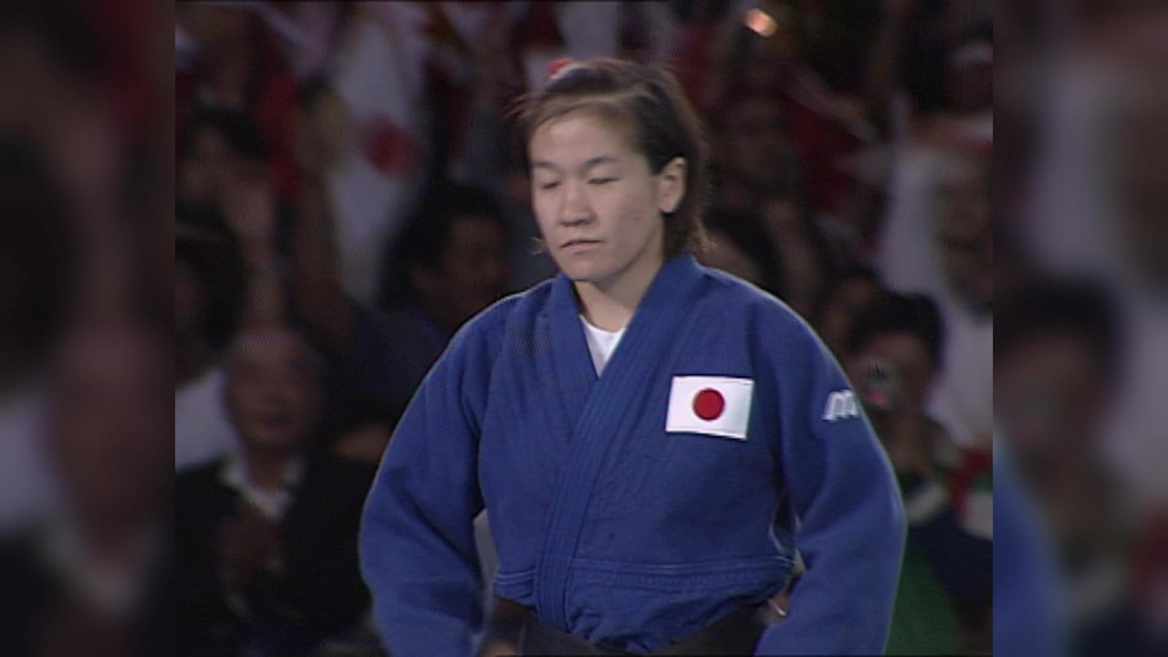 五輪5大会出場で金2銀2銅1のメダルを獲得した谷亮子さんの名場面を振り返る