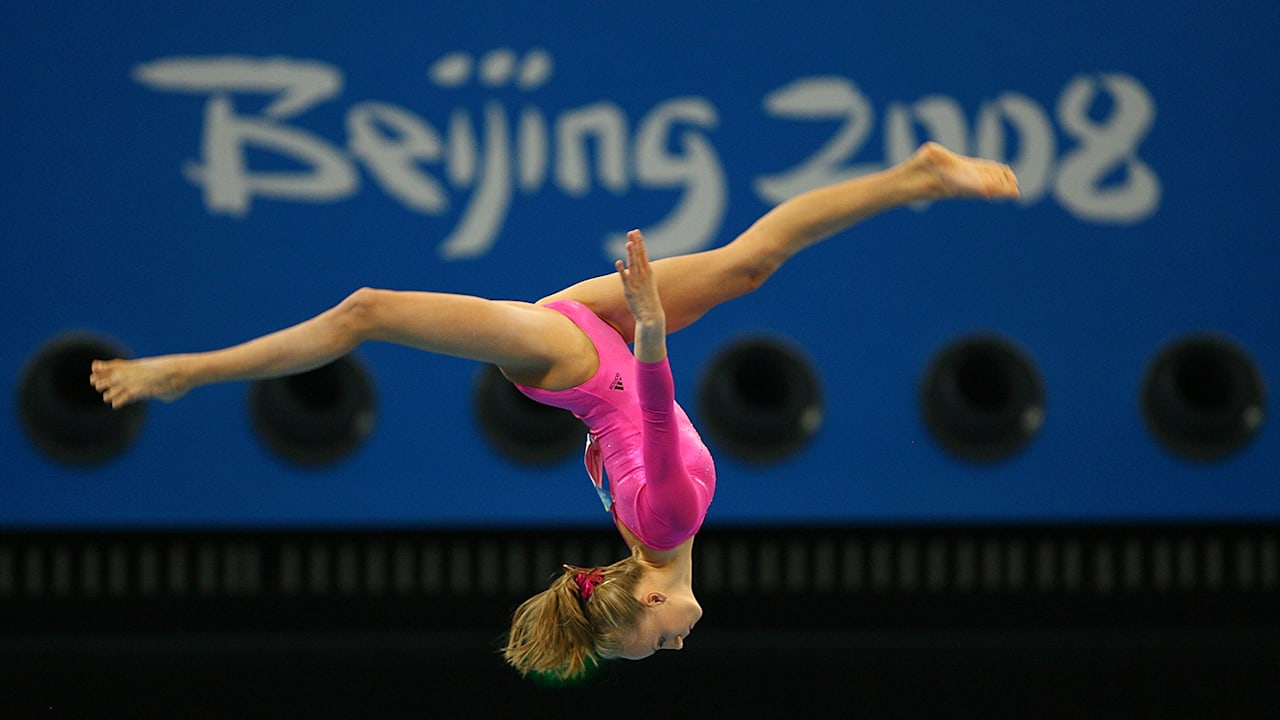 ナスティア リューキンが女子個人総合で戴冠 北京2008リプレイ