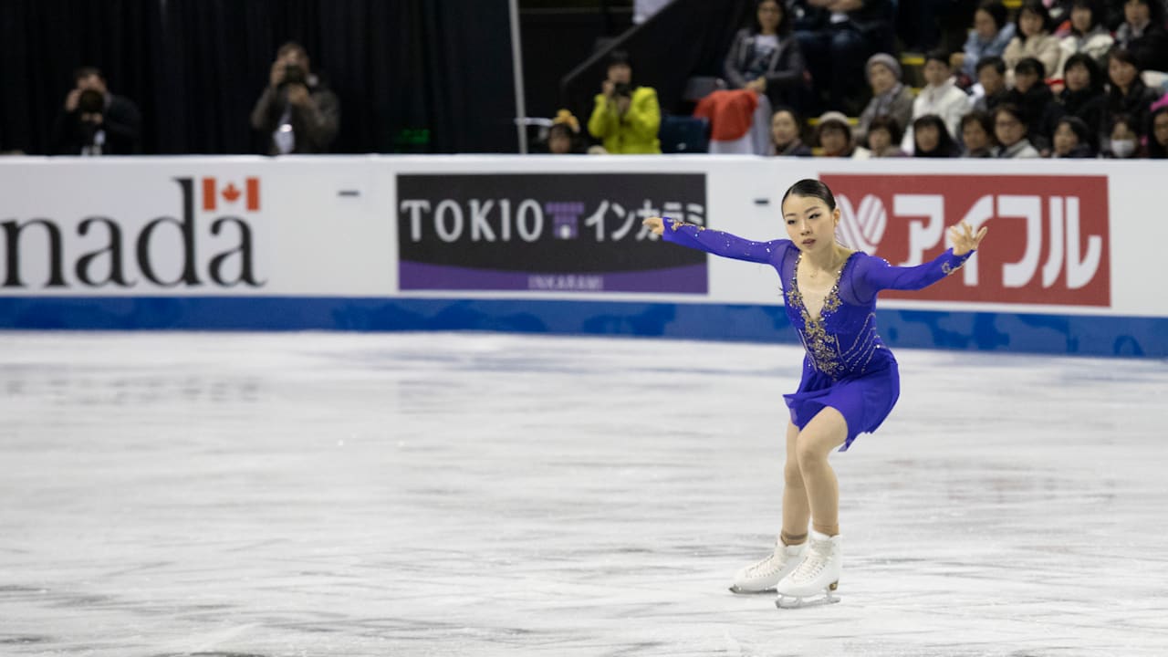 フィギュアgpスケートカナダ女子sp 紀平梨花が首位 負傷を押して出場の本田真凜は10位