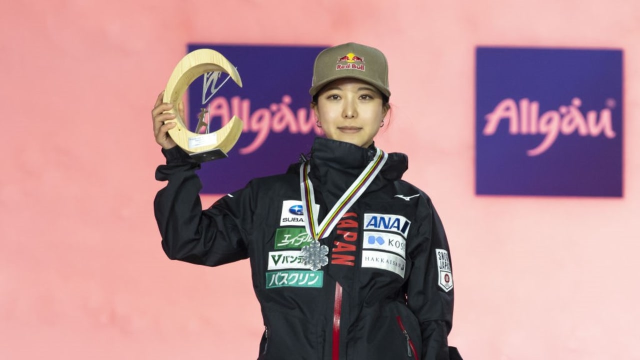 スキージャンプ 女子個人第12戦で高梨沙羅が最多109度目の表彰台 男子個人第24戦の小林陵侑が2位