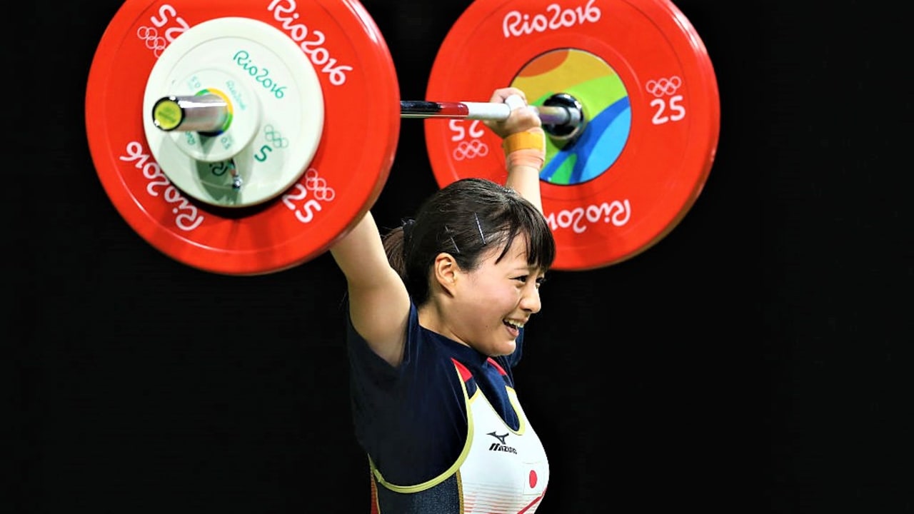 重量挙げ全日本選手権初日 女子55キロ級の八木かなえが破竹の5連覇を達成