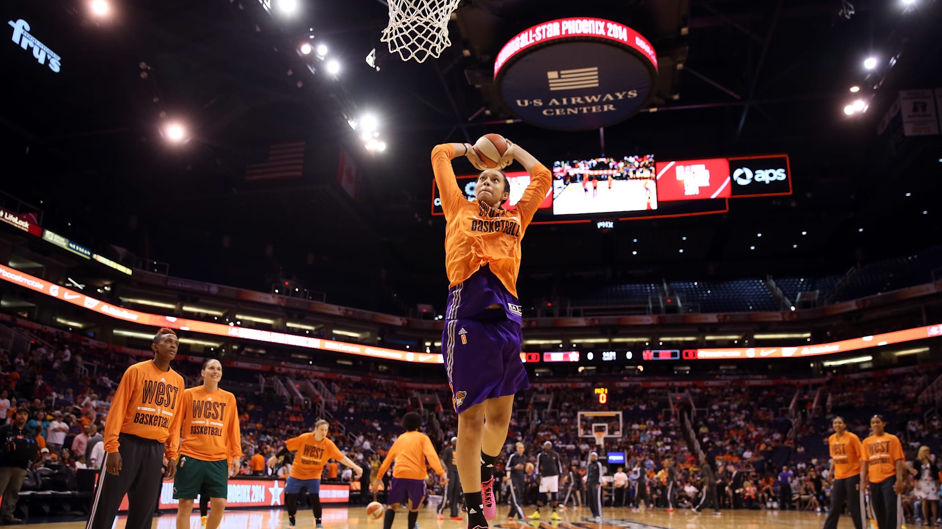 Wnba Playoffs Queen Of Dunking Brittney Griner And Phoenix Mercury Set For Clash With Las Vegas Aces