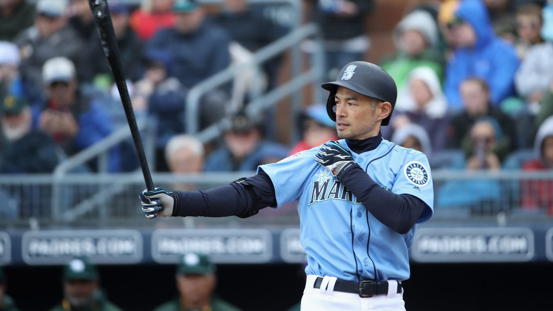 シアトル マリナーズがmlb開幕戦に向け日本に到着 イチローと菊池雄星も帯同