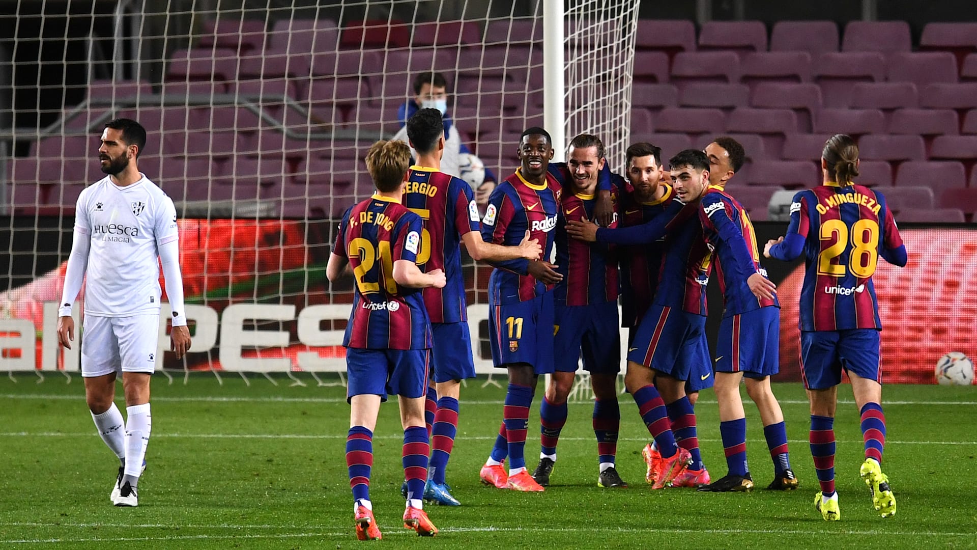 Барселона прямой эфир сегодня матч тв. Прямой эфир футбол Барселона. Барселона ла лига. Барса фото команды 2022 Педри.