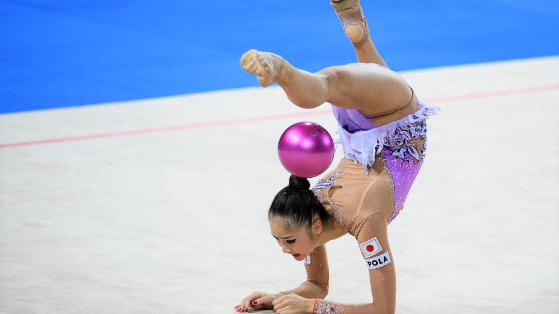 ボール を終えて 皆川夏穂は総合10位 大岩千未来は総合19位 新体操個人 世界選手権2日目