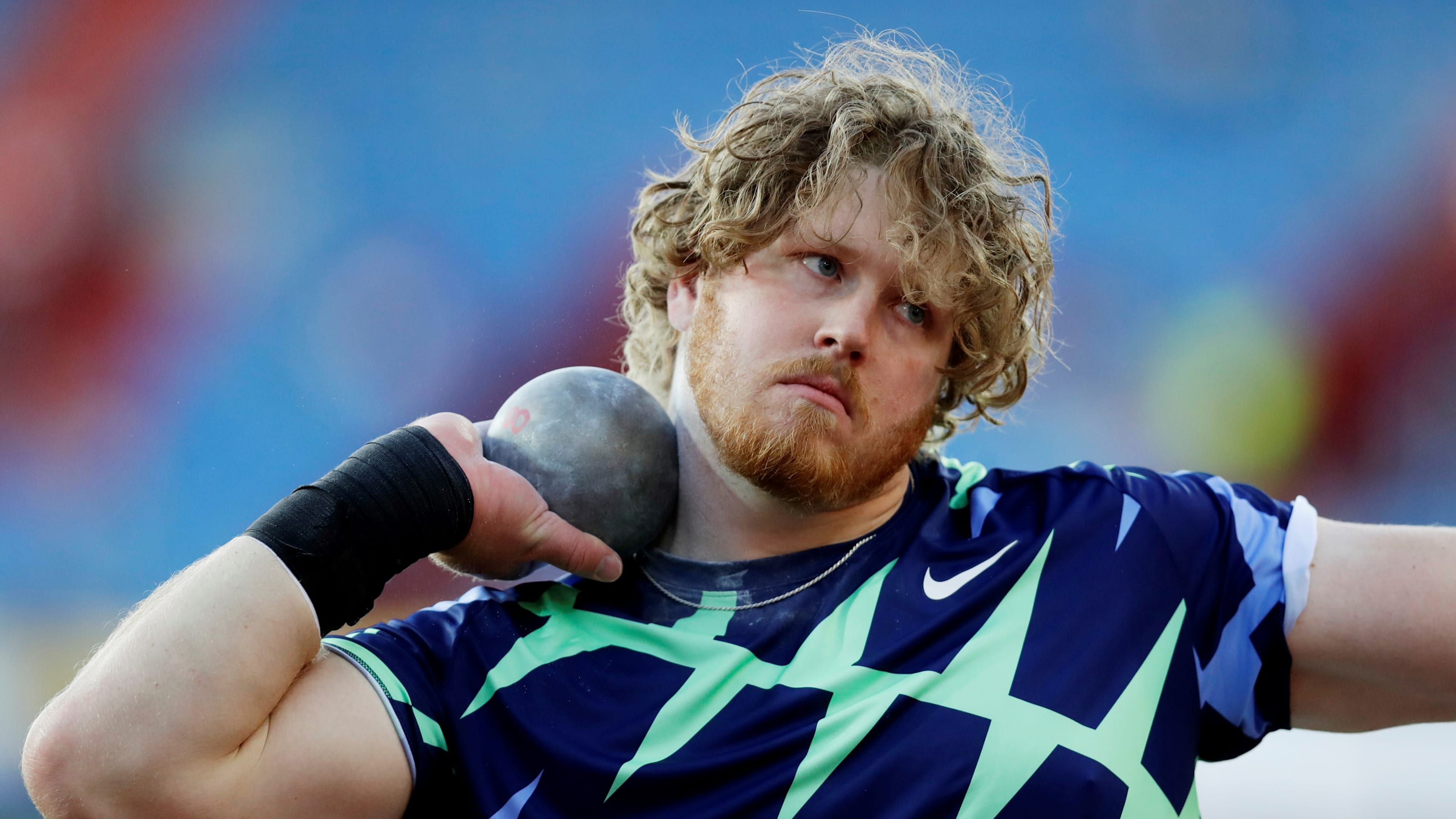 Ryan Crouser Breaks Indoor Shot Put World Record In Arkansas