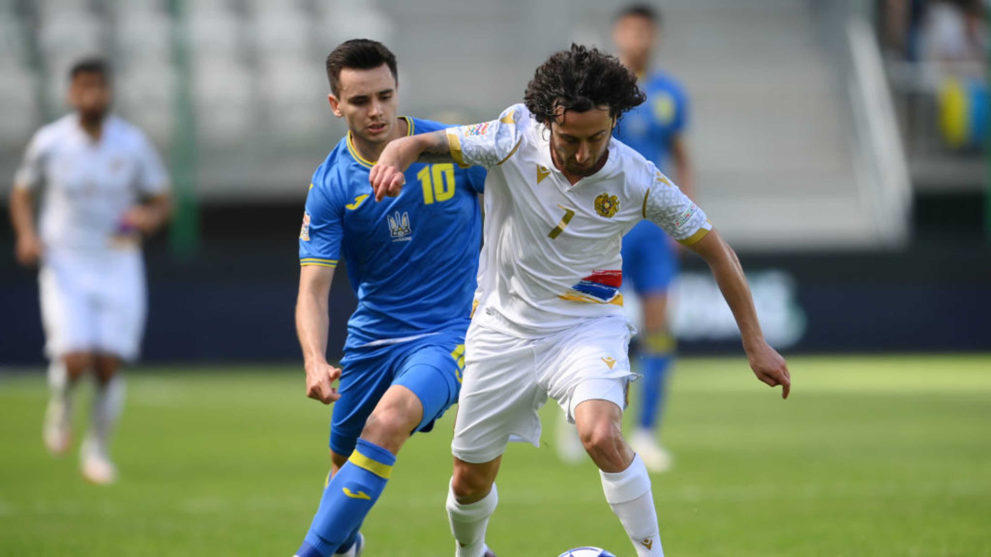 Armenian football. Армянская футбольная лига.