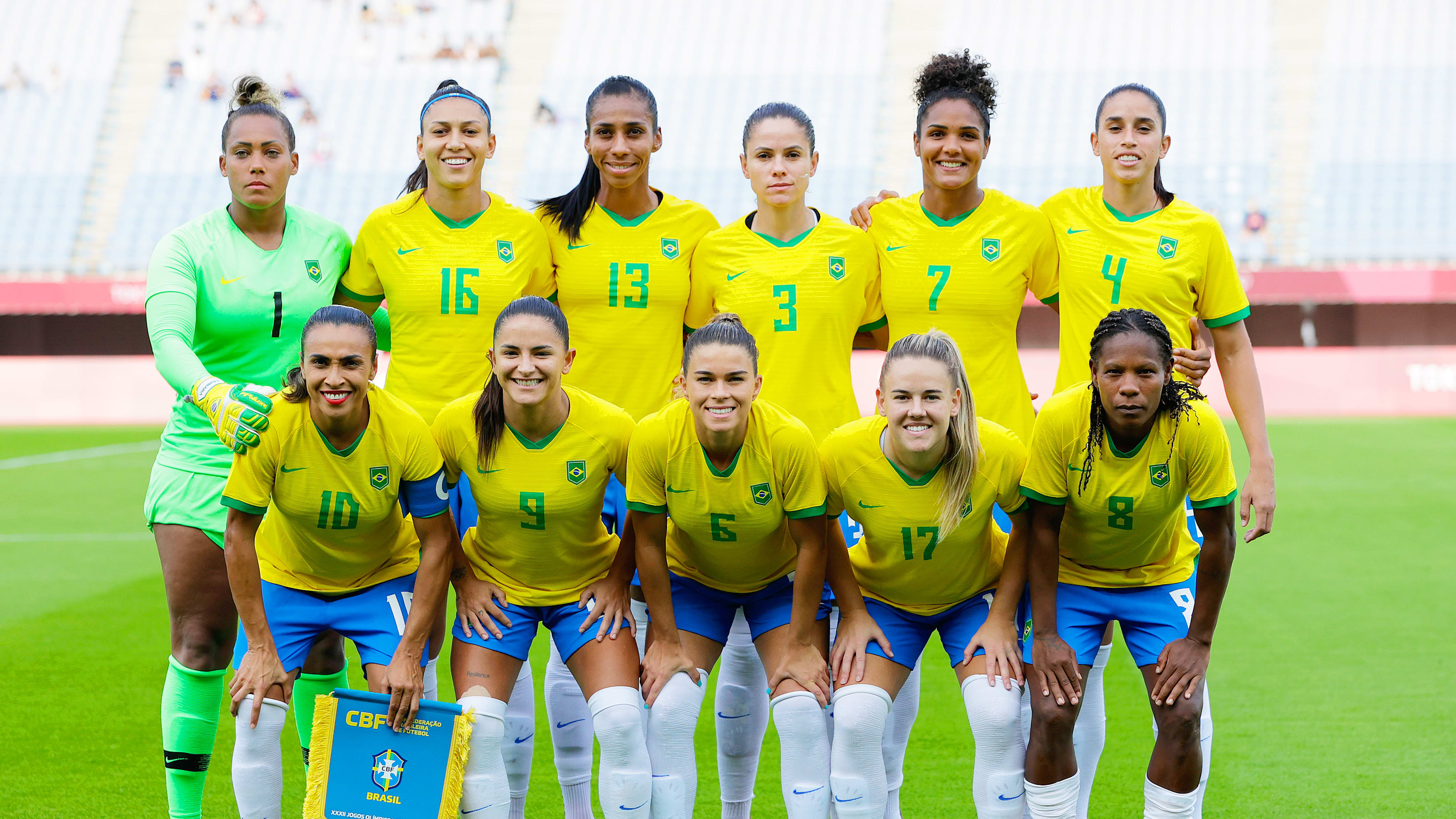 Em Goleada Por 5 A 0 Marta Faz Dois Gols Na Estreia Da Selecao Feminina Nos Jogos Toquio 2020 Em 2021