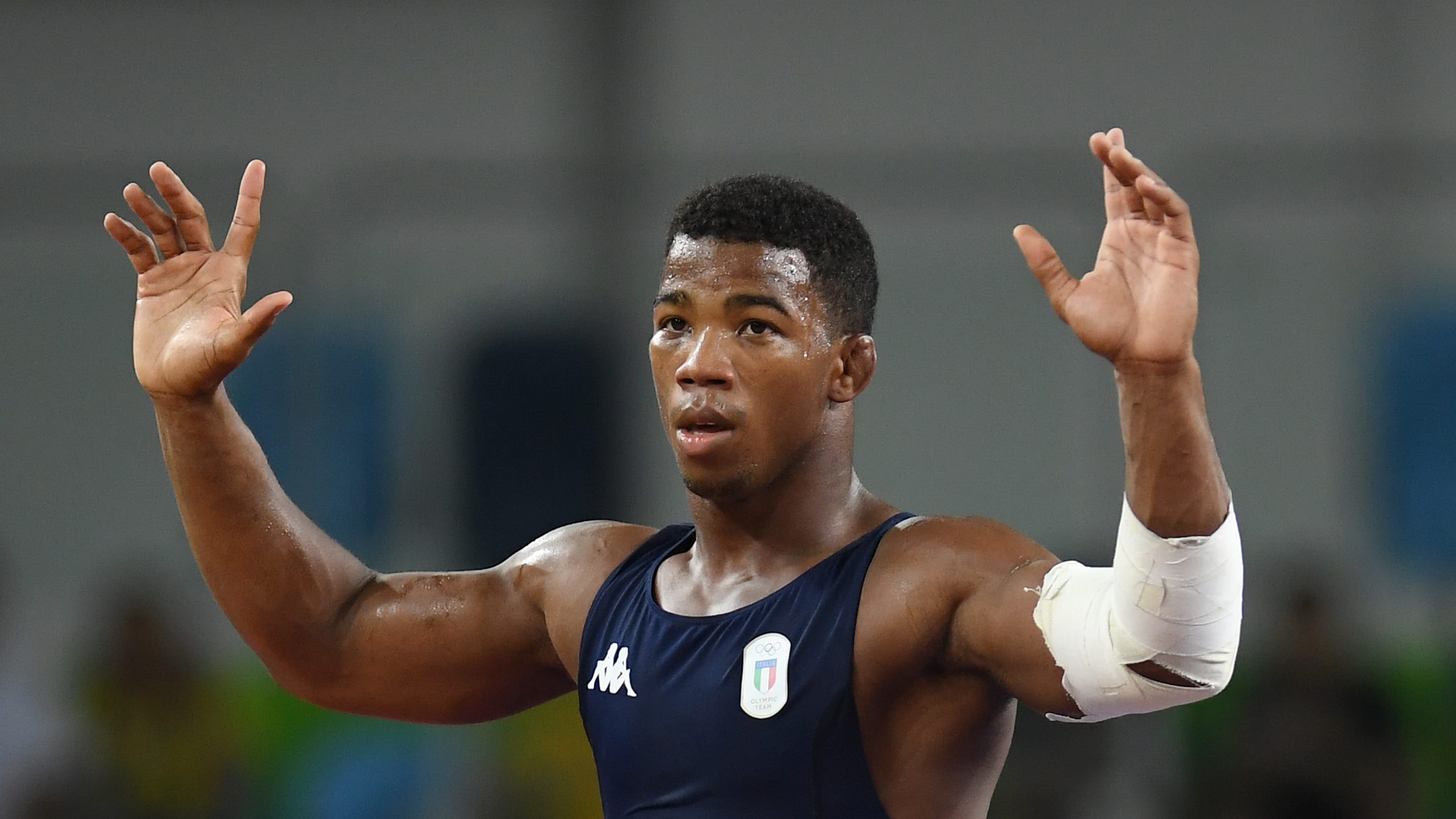 Франк чамизо борец. Франк чамизо борец. Барроуз чамизо. Frank chamizo. Франк чамизо рост.