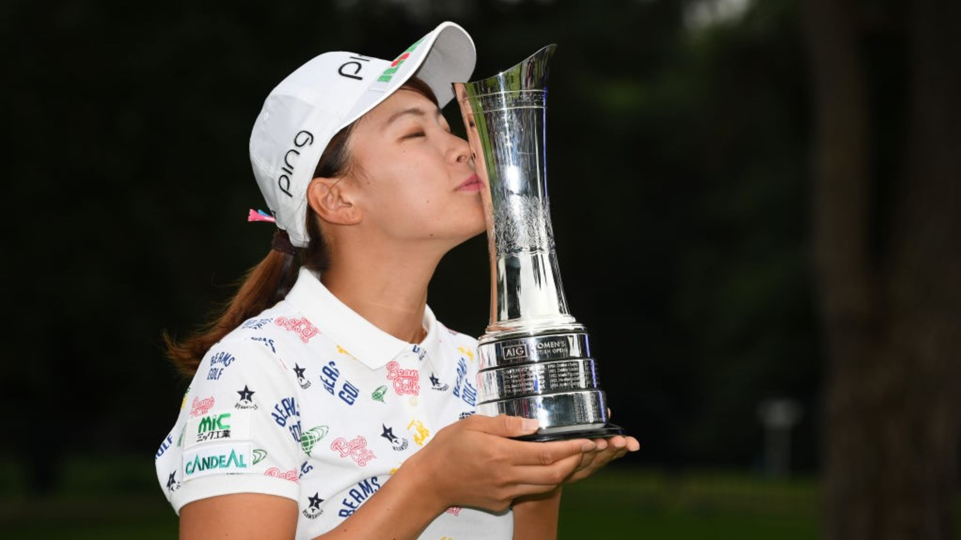 渋野日向子が初出場で初優勝 42年ぶり日本人メジャー制覇 女子ゴルフ 全英女子op最終日