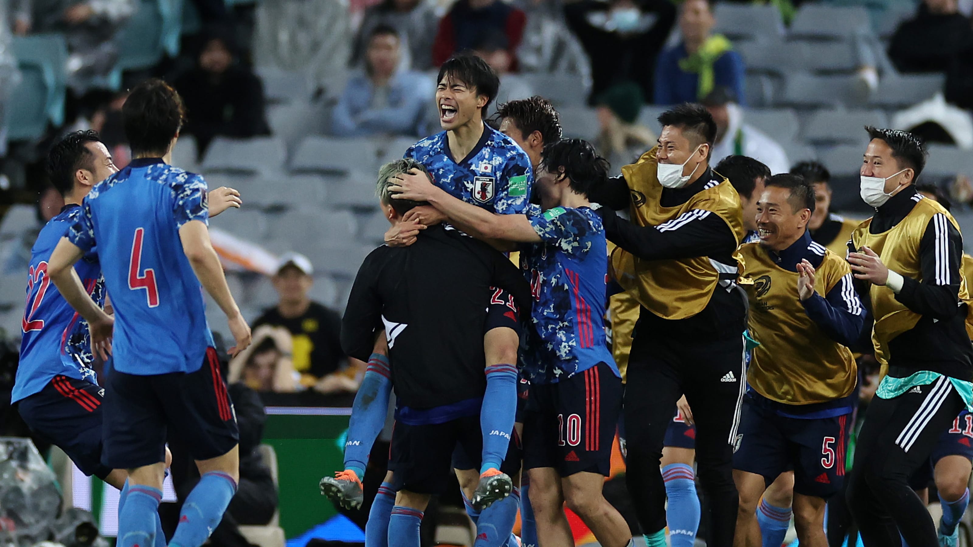 サッカー W杯アジア最終予選 日本代表が本大会出場権獲得 三笘薫の2ゴールで豪州に勝利