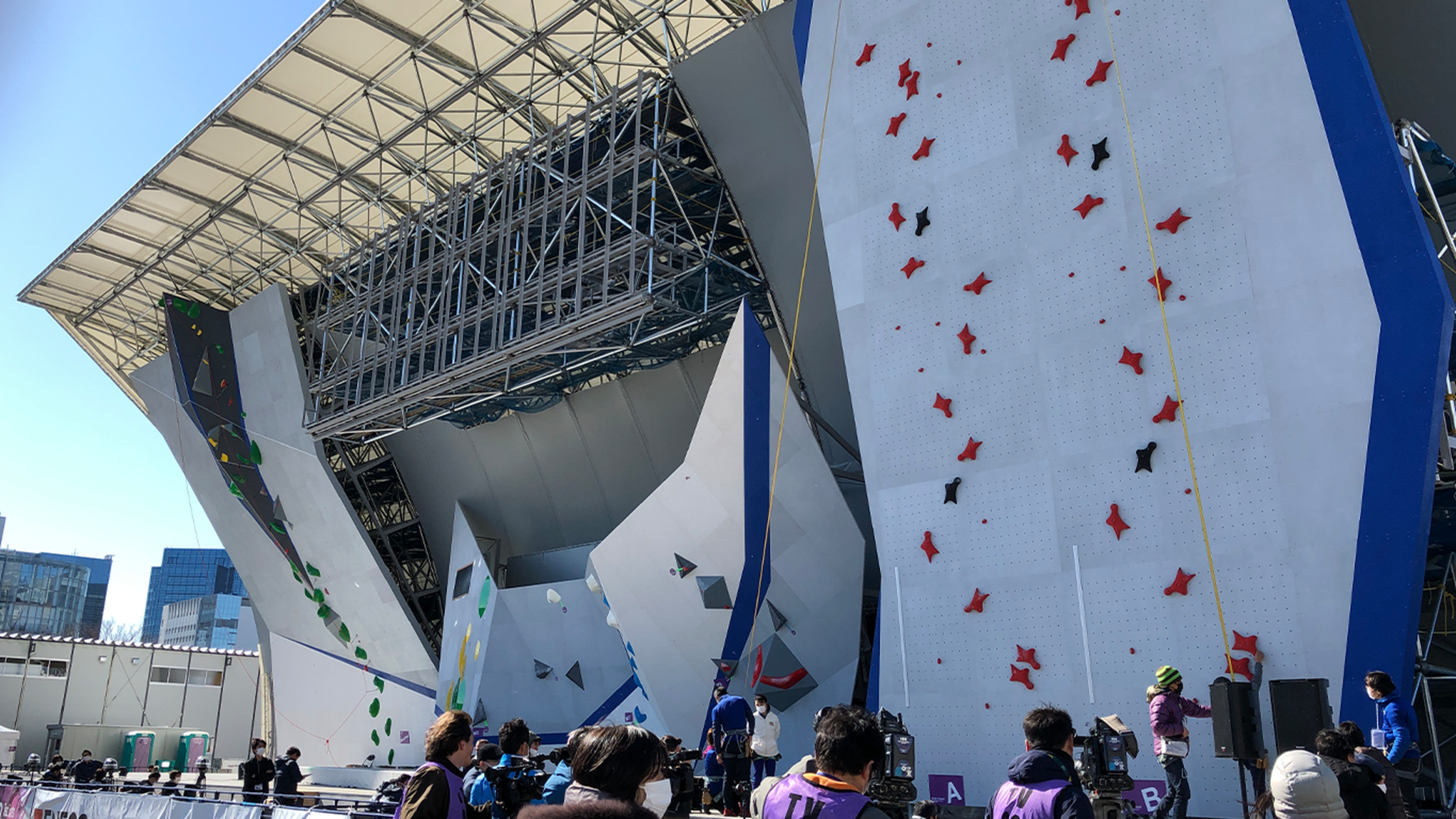 五輪本番を想定したスポーツクライミングのテストイベントを実施 新会場で初めてのイベント