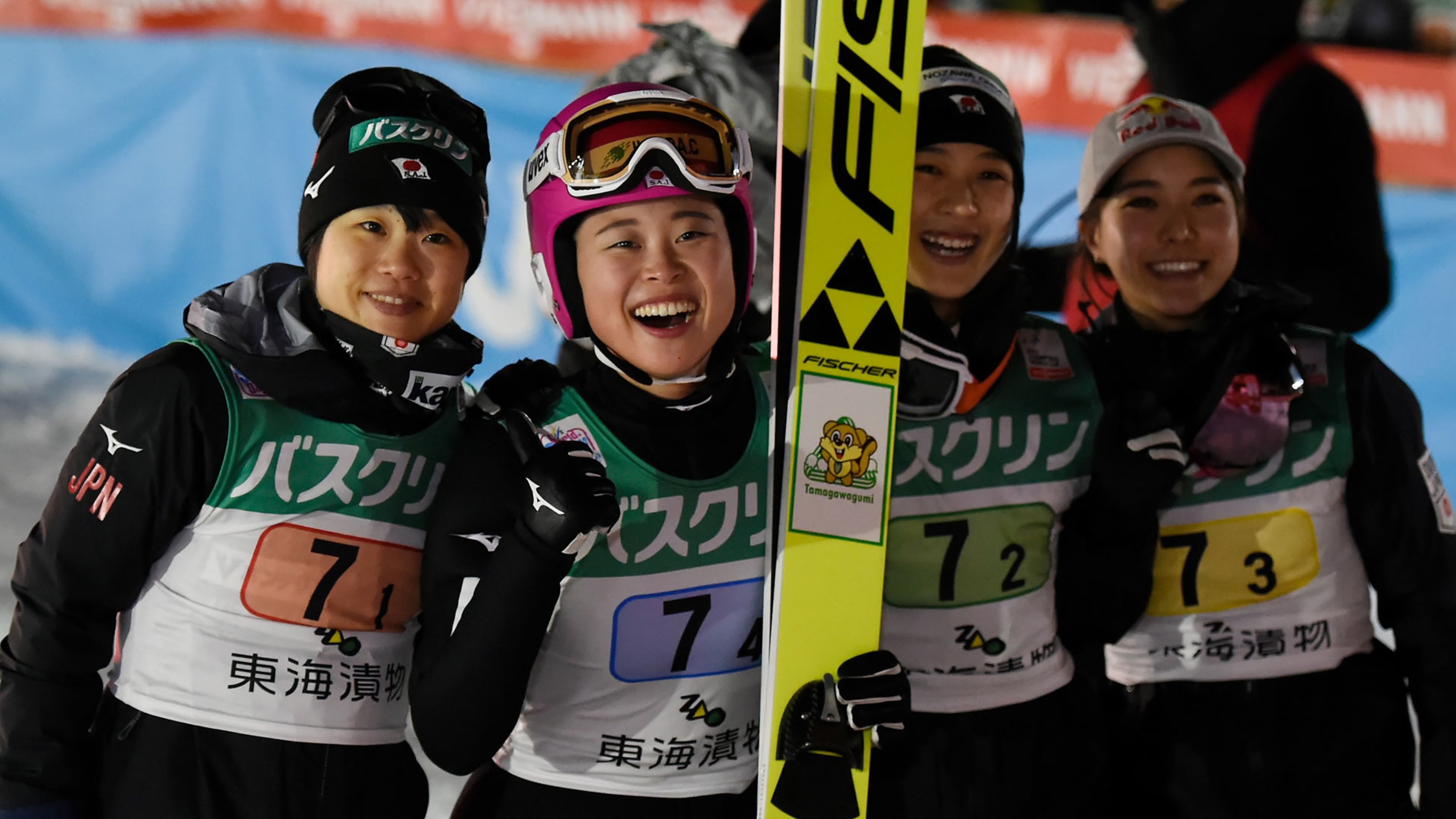 日本は2位 優勝はオーストリア スキージャンプ W杯女子団体第1戦 蔵王大会