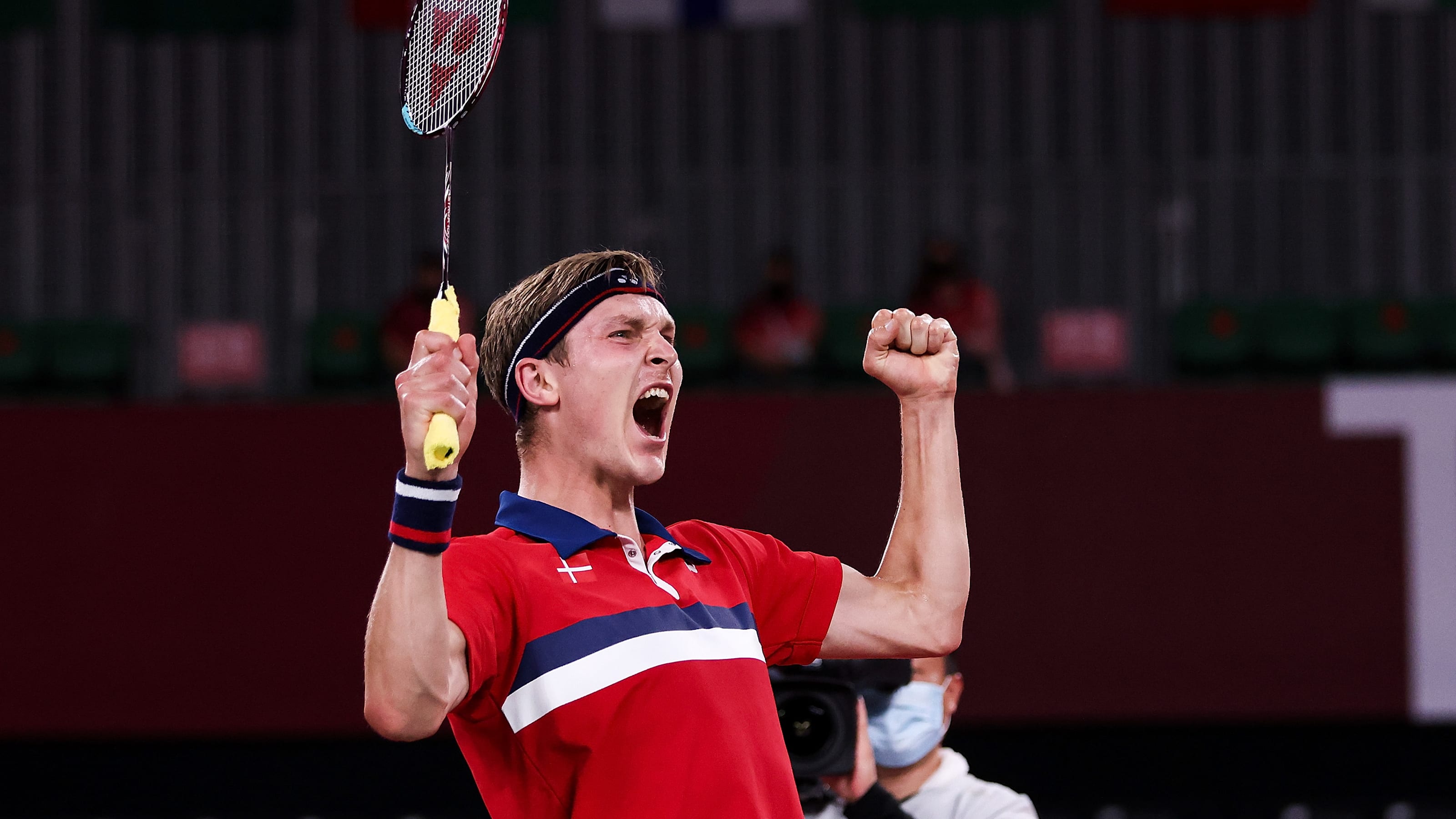 Axelsen olympics v. Chen Long