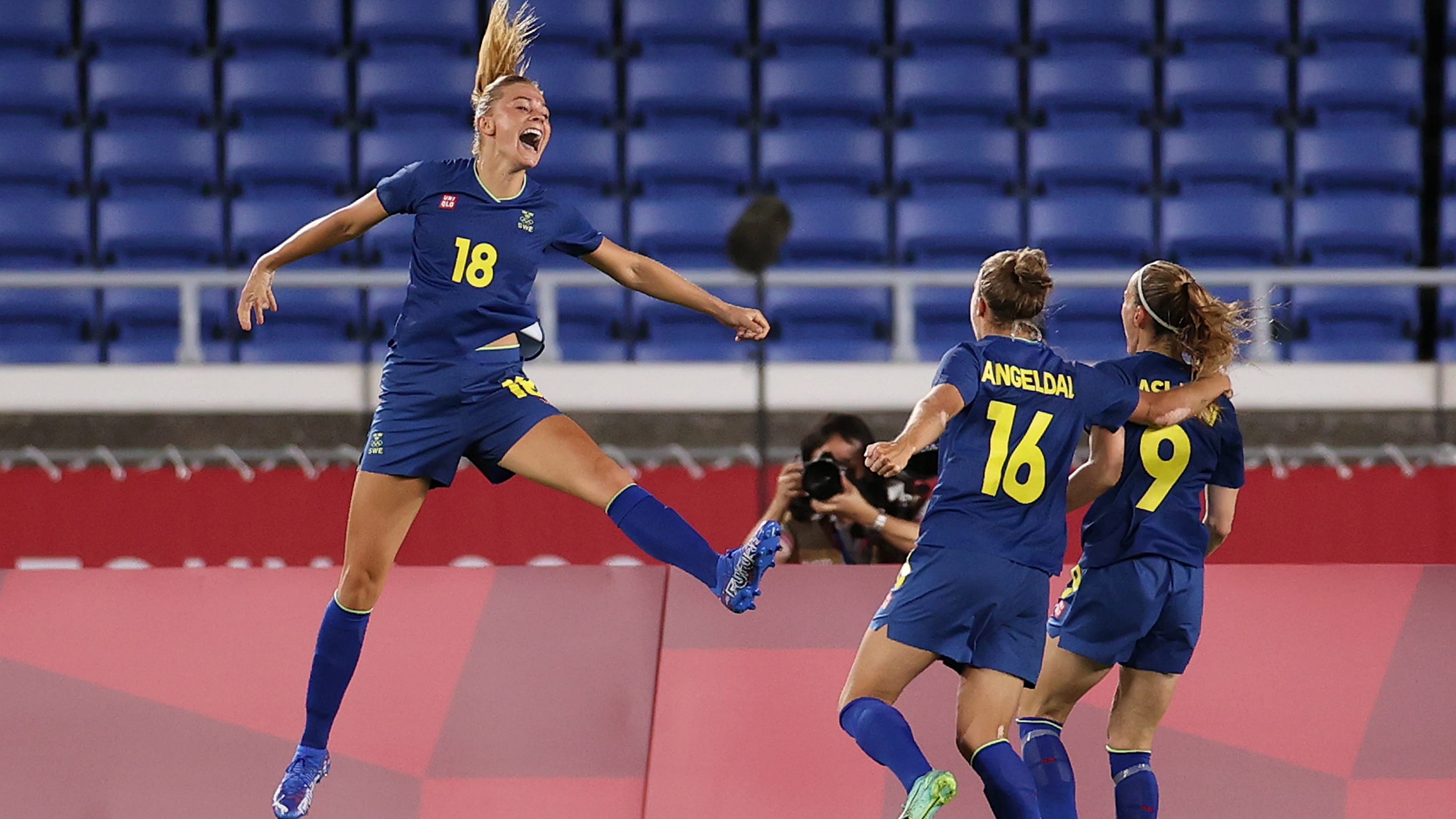 Sweden To Fight For Women S Football Gold After 1 0 Win Over Australia
