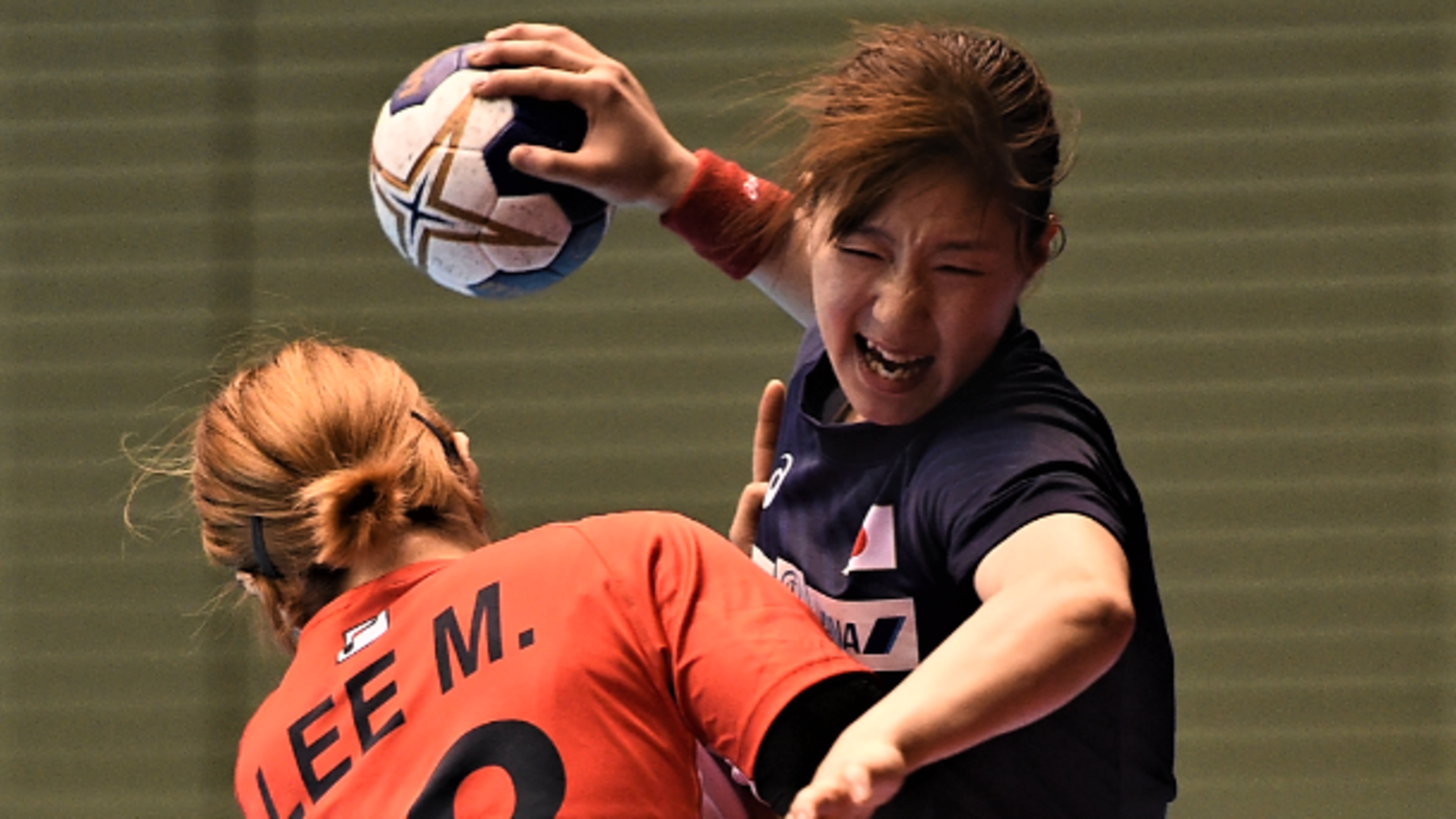 北國銀行 オムロンら優勝候補が順当に勝利 女子ハンドボール 第71回日本選手権大会 2日目