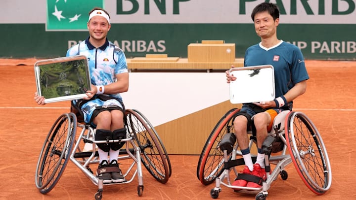 テニス 全仏op第9日 車いす男子単の国枝慎吾 女子複の上地結衣は準優勝