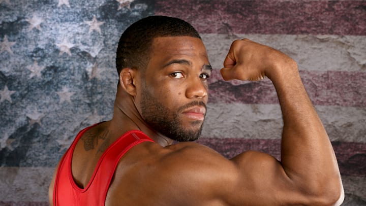 Jordan Burroughs idea of MMA fight: Wrestling champ doesn't 'want to live regret'
