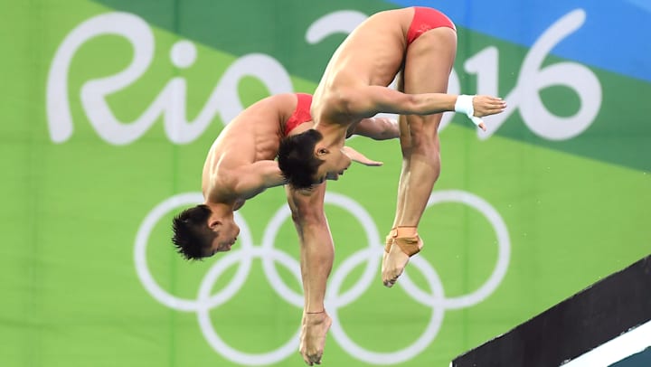 China on track for clean sweep in diving