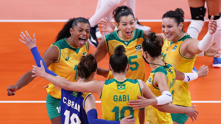 Brasil Vence Mais Uma No Volei Feminino Com Grande Atuacao De Fe Garay