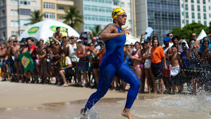 Ana Marcela Cunha durante a prova Rei e Rainha do Mar, na praia de Copacabana, no Rio