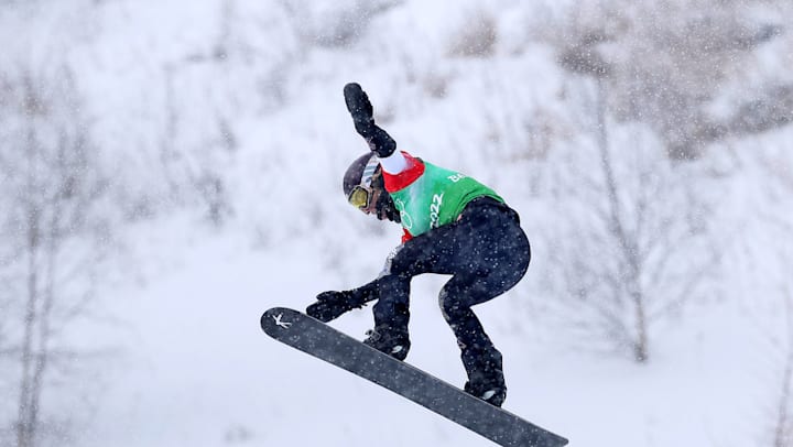 2月12日单板滑雪障碍追逐混合团体奖牌赛：美国收获历史性金牌